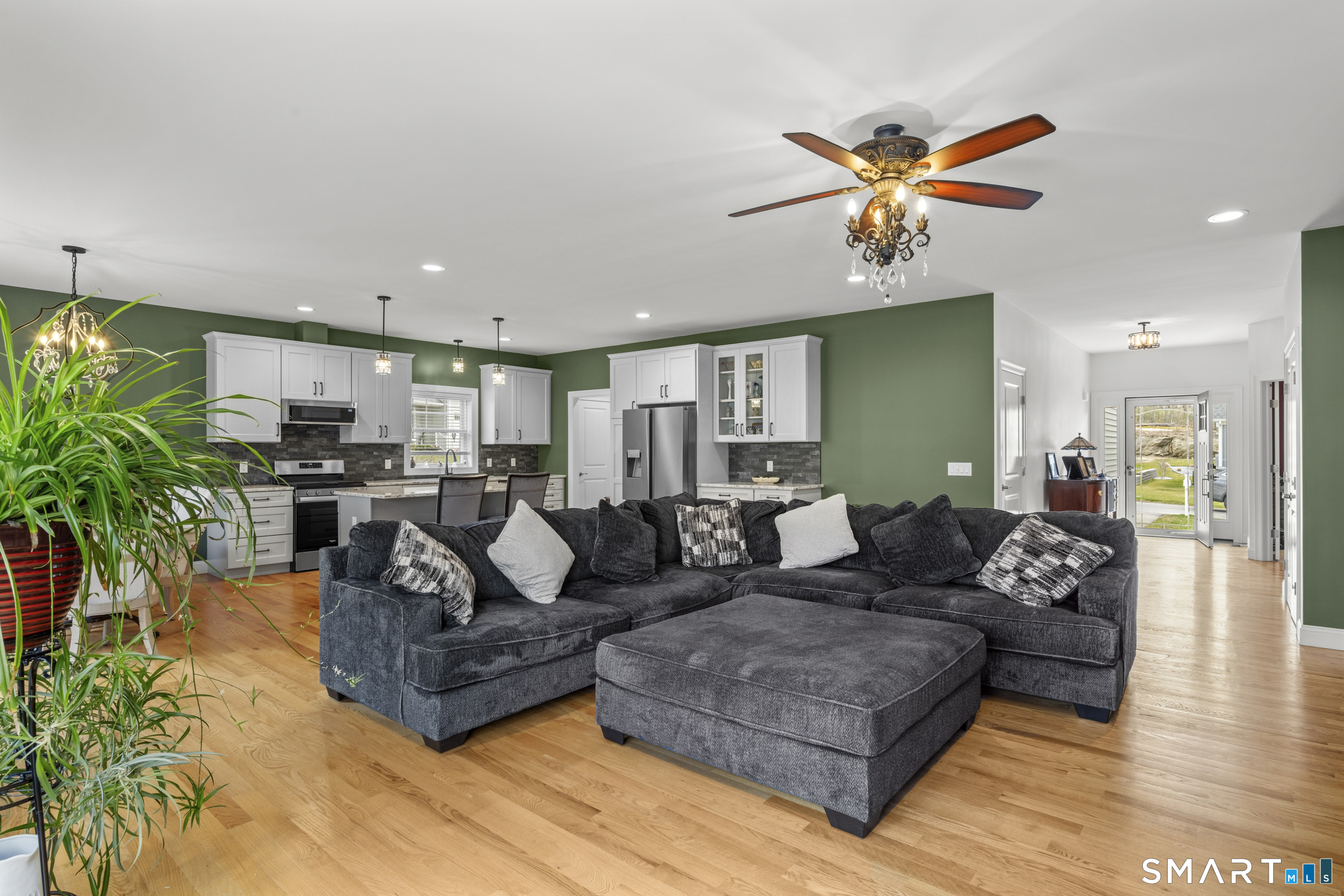 11 Kaatskill Lane East Lyme CT 06357