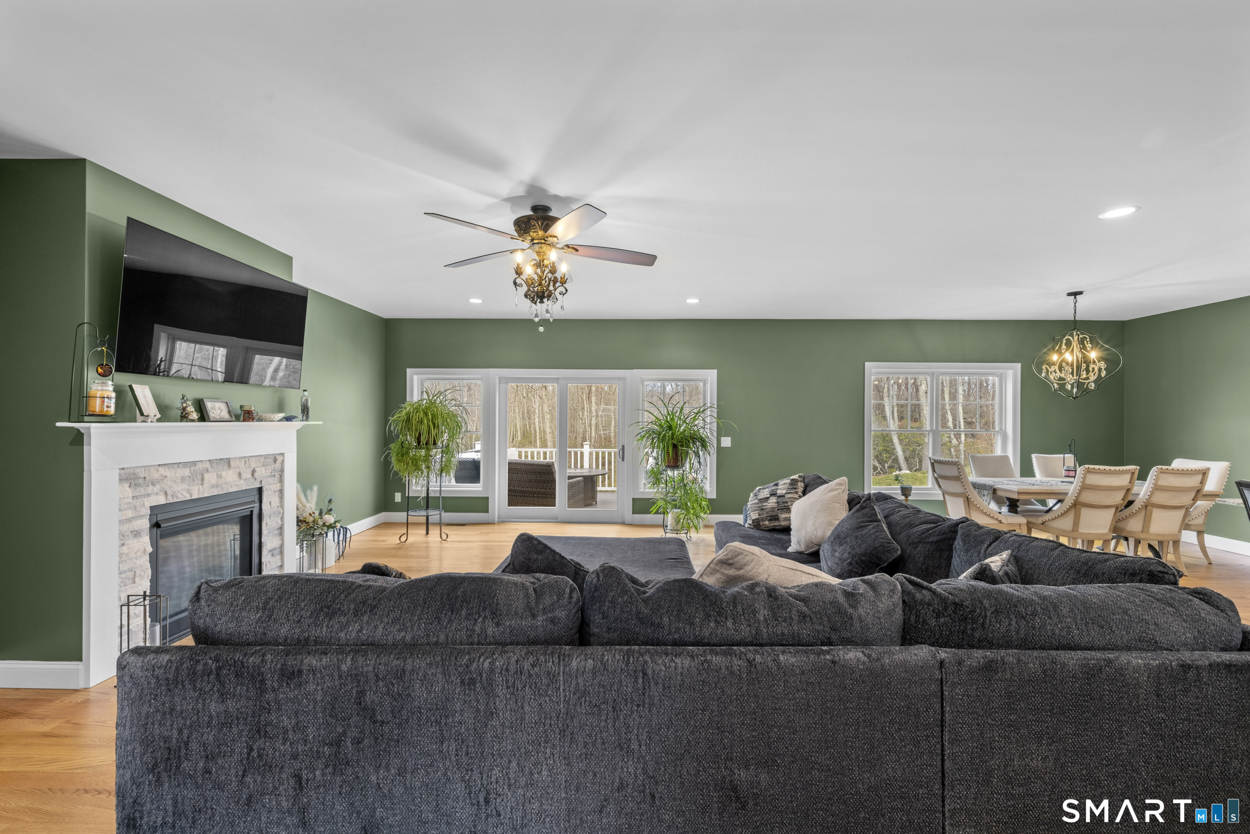 11 Kaatskill Lane East Lyme CT 06357