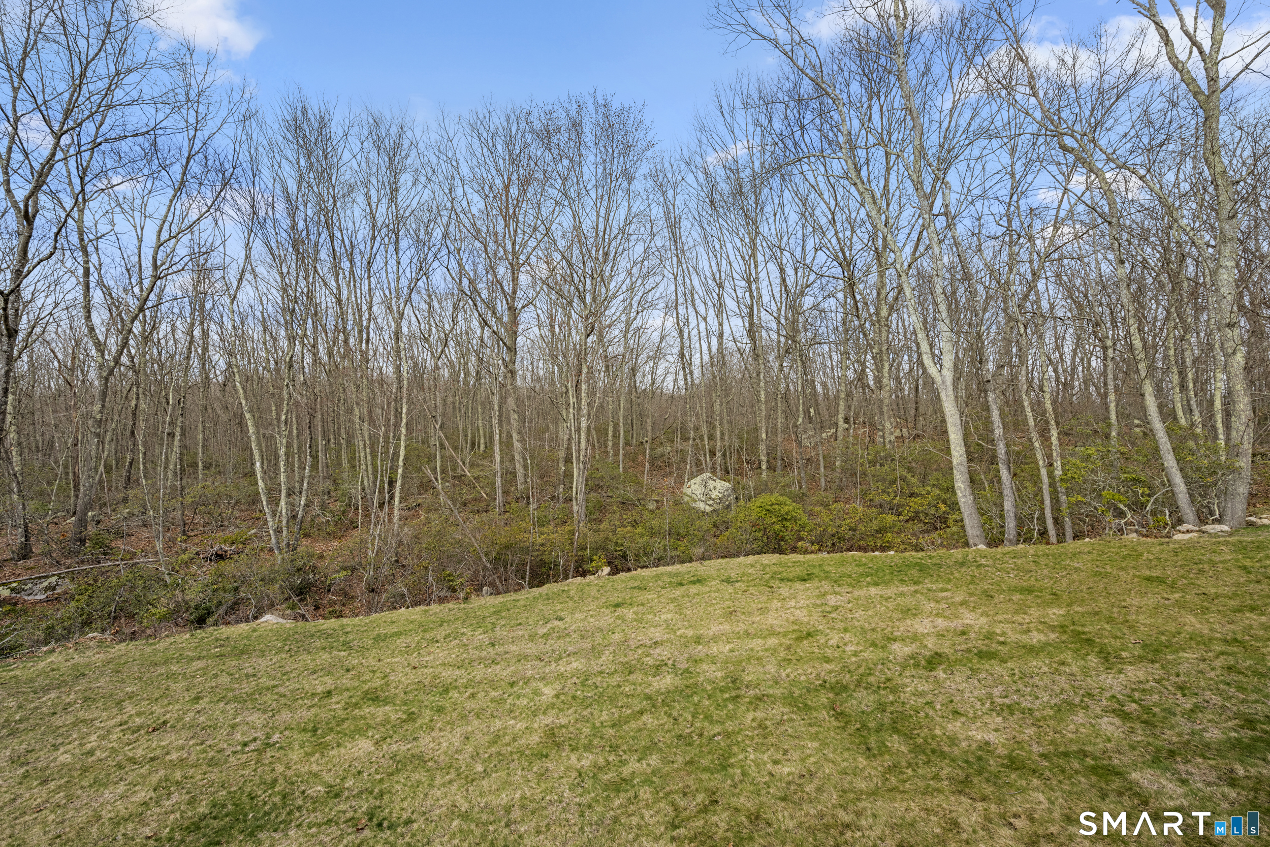 11 Kaatskill Lane East Lyme CT 06357