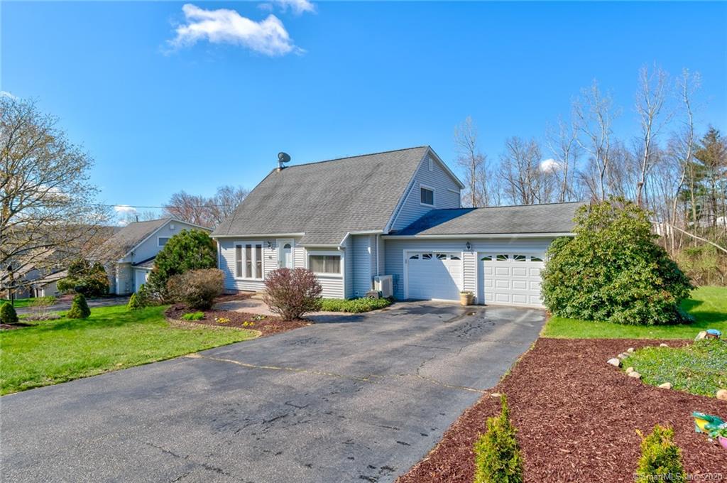 48 Village Circle Naugatuck CT 06770