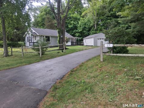 17 Ballou Road Branford CT 06405
