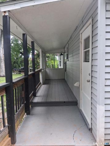17 Ballou Road Branford CT 06405