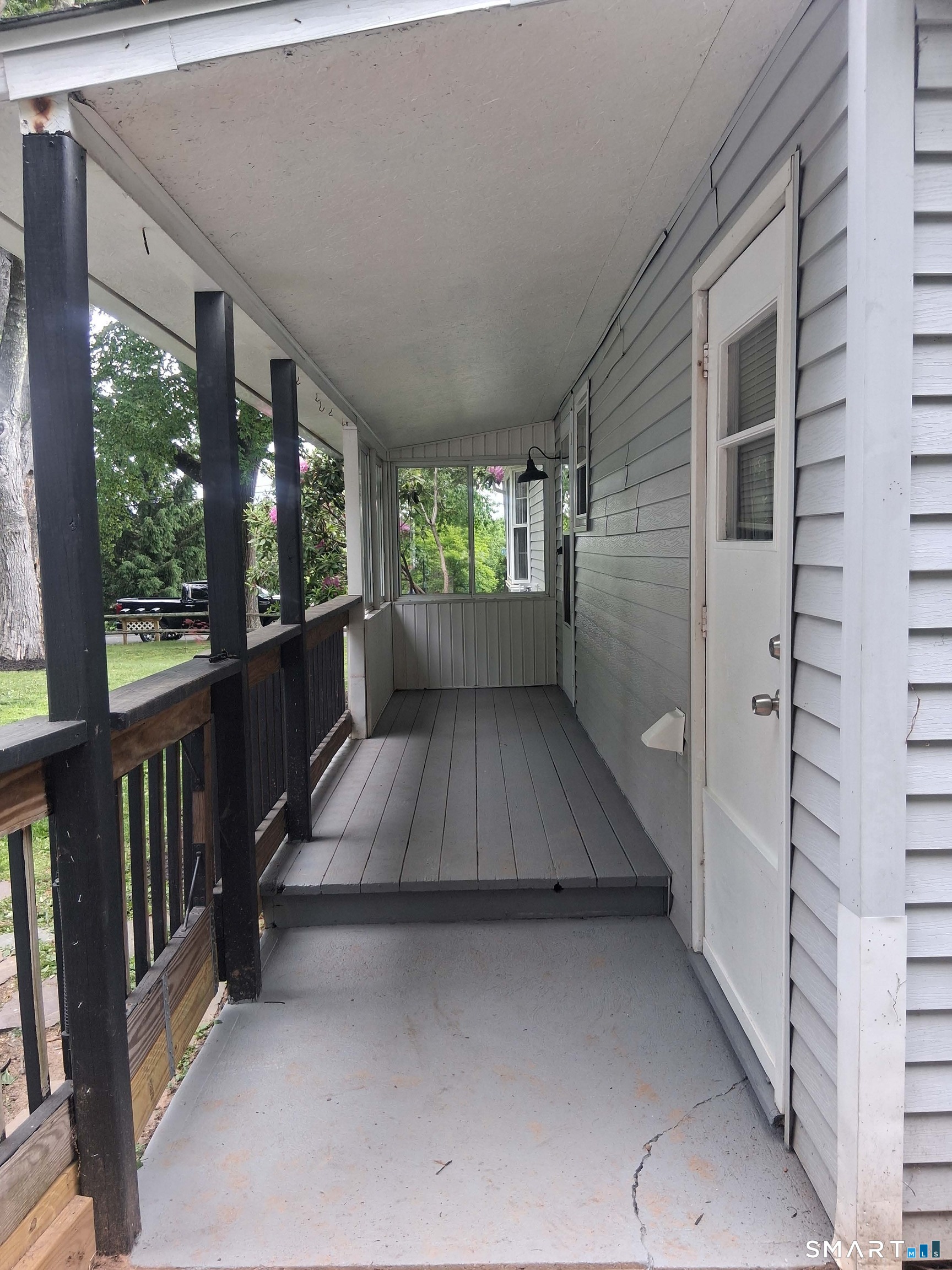 17 Ballou Road Branford CT 06405