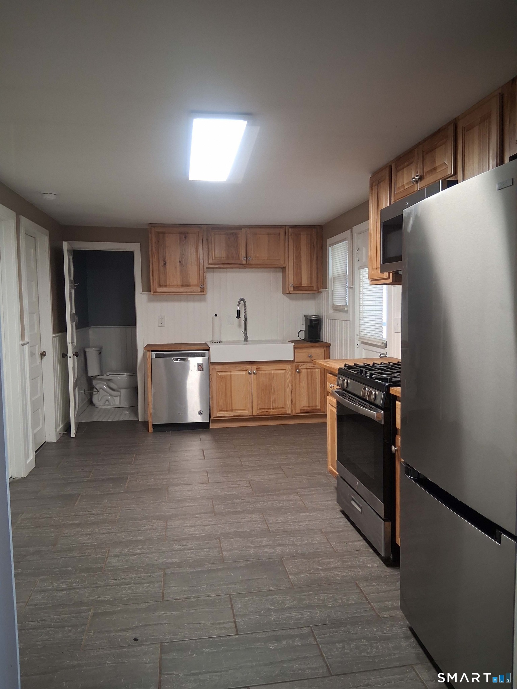 17 Ballou Road Branford CT 06405