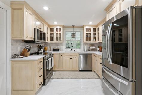 178 Church Street Monroe CT 06468