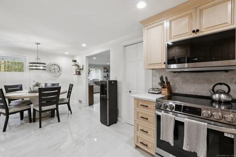 178 Church Street Monroe CT 06468