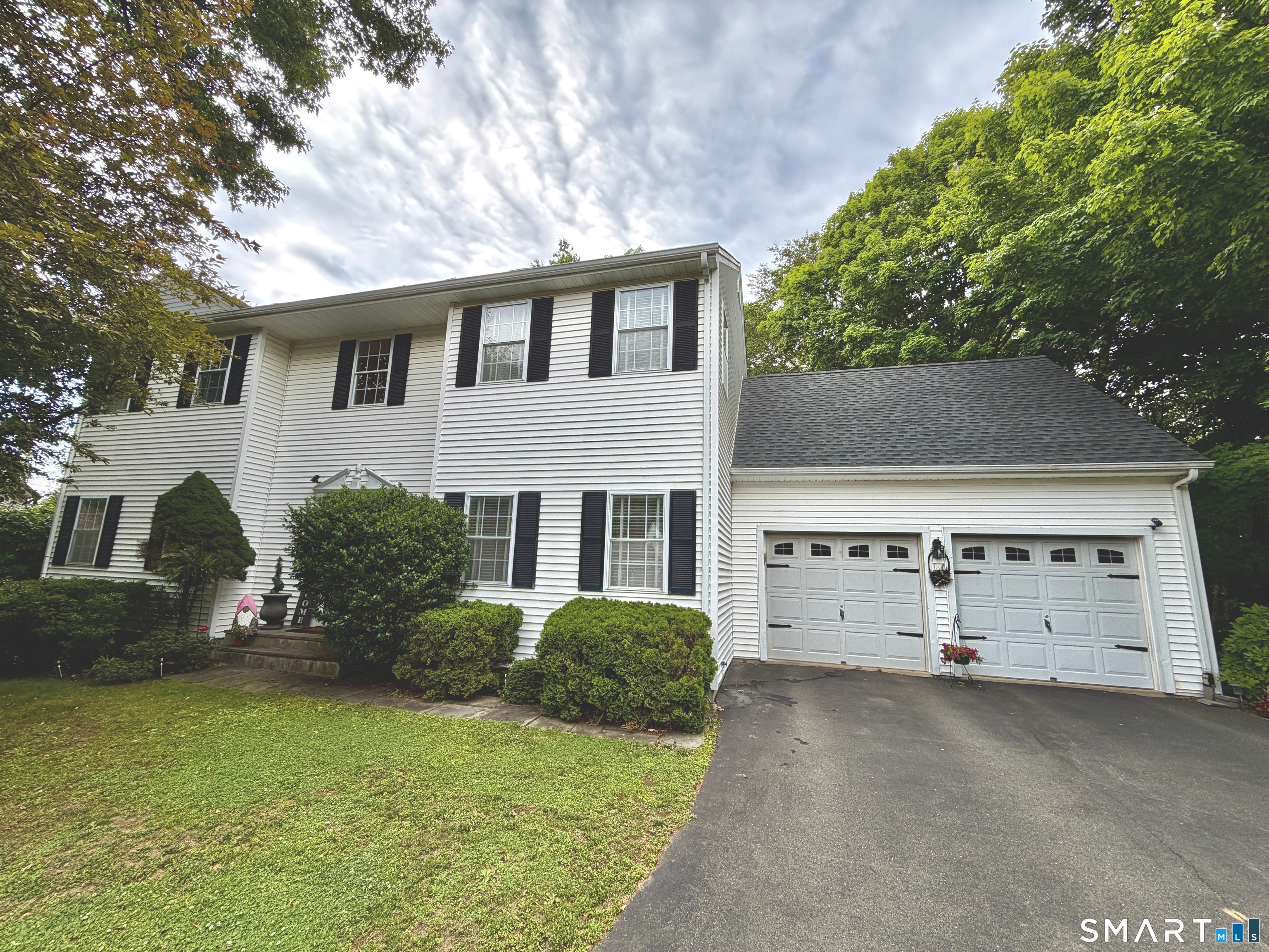 79 Old Colony Road Monroe CT 06468