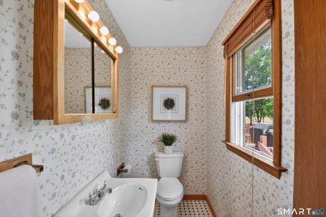 404 Ansantawae Road Milford CT 06460