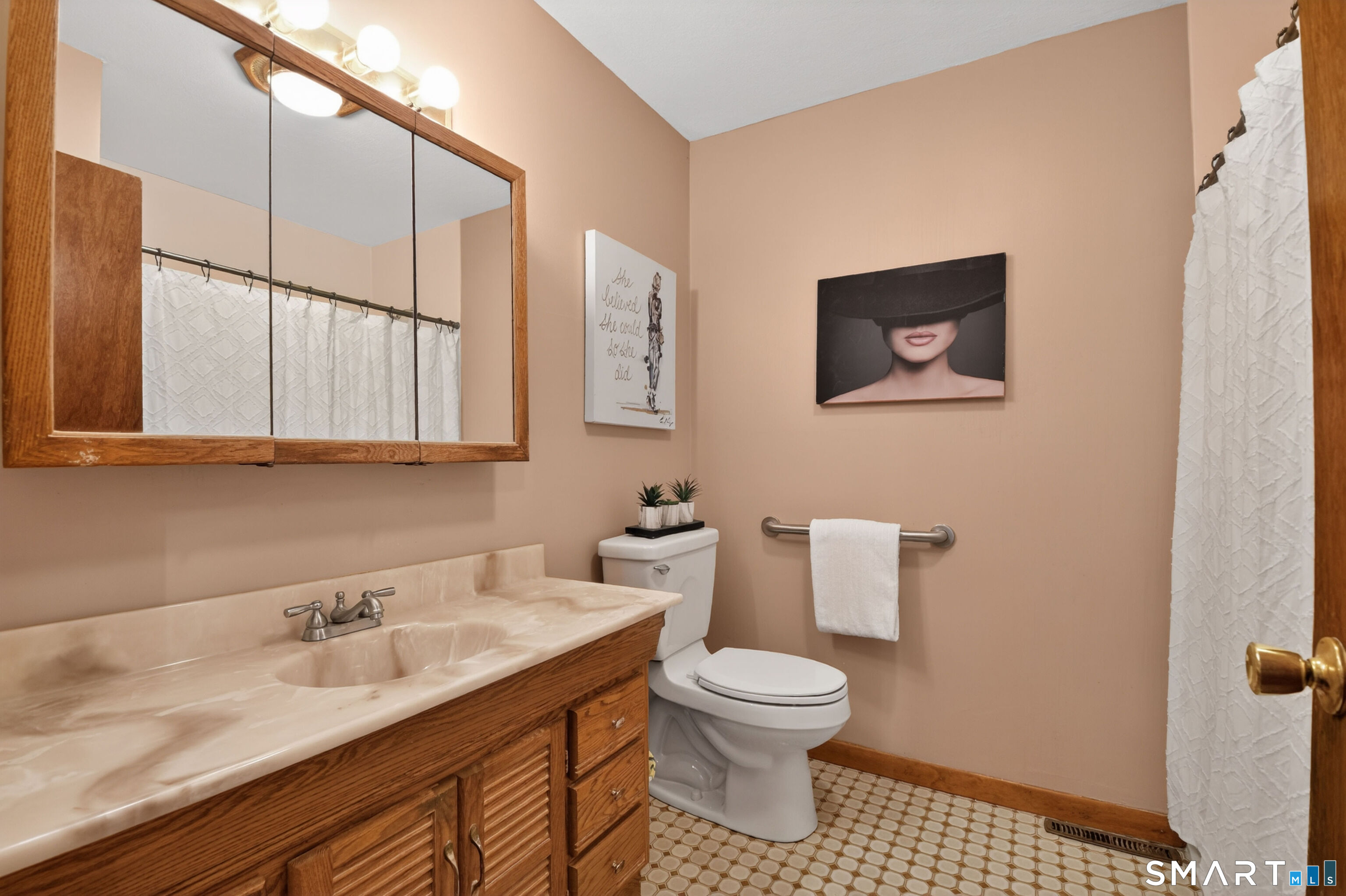 404 Ansantawae Road Milford CT 06460