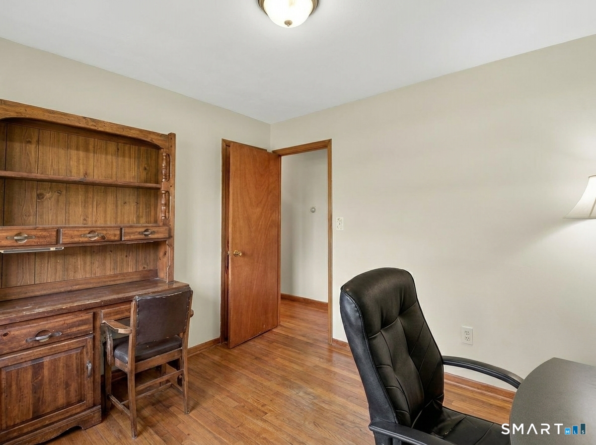 404 Ansantawae Road Milford CT 06460