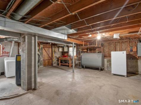 404 Ansantawae Road Milford CT 06460