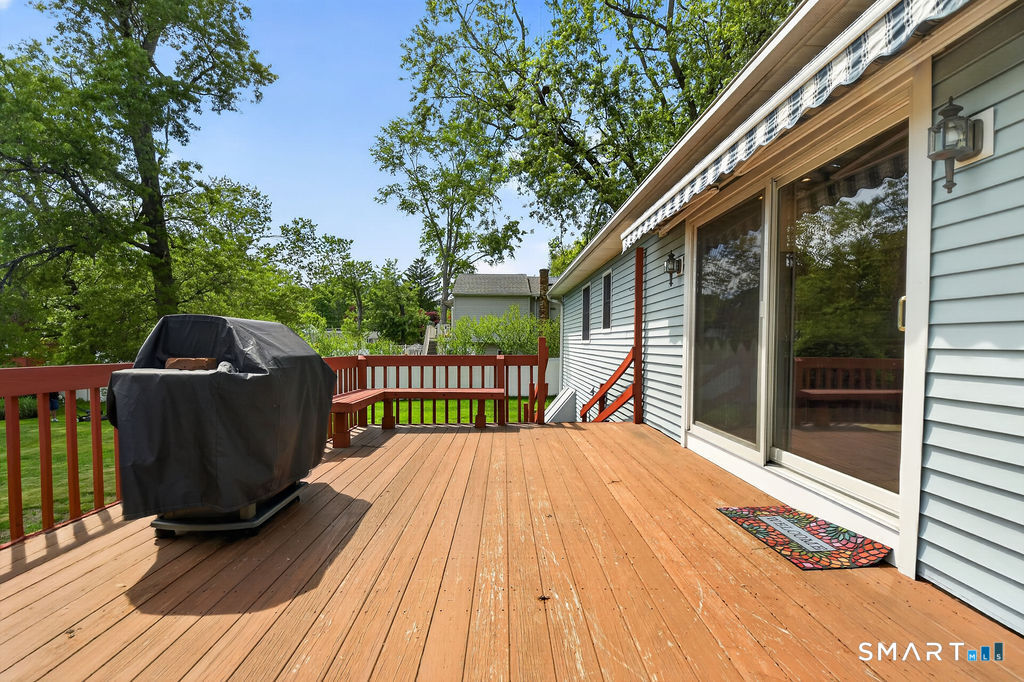 404 Ansantawae Road Milford CT 06460