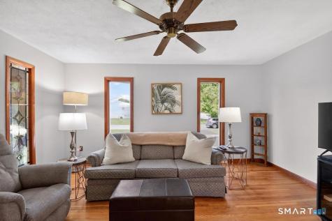 404 Ansantawae Road Milford CT 06460