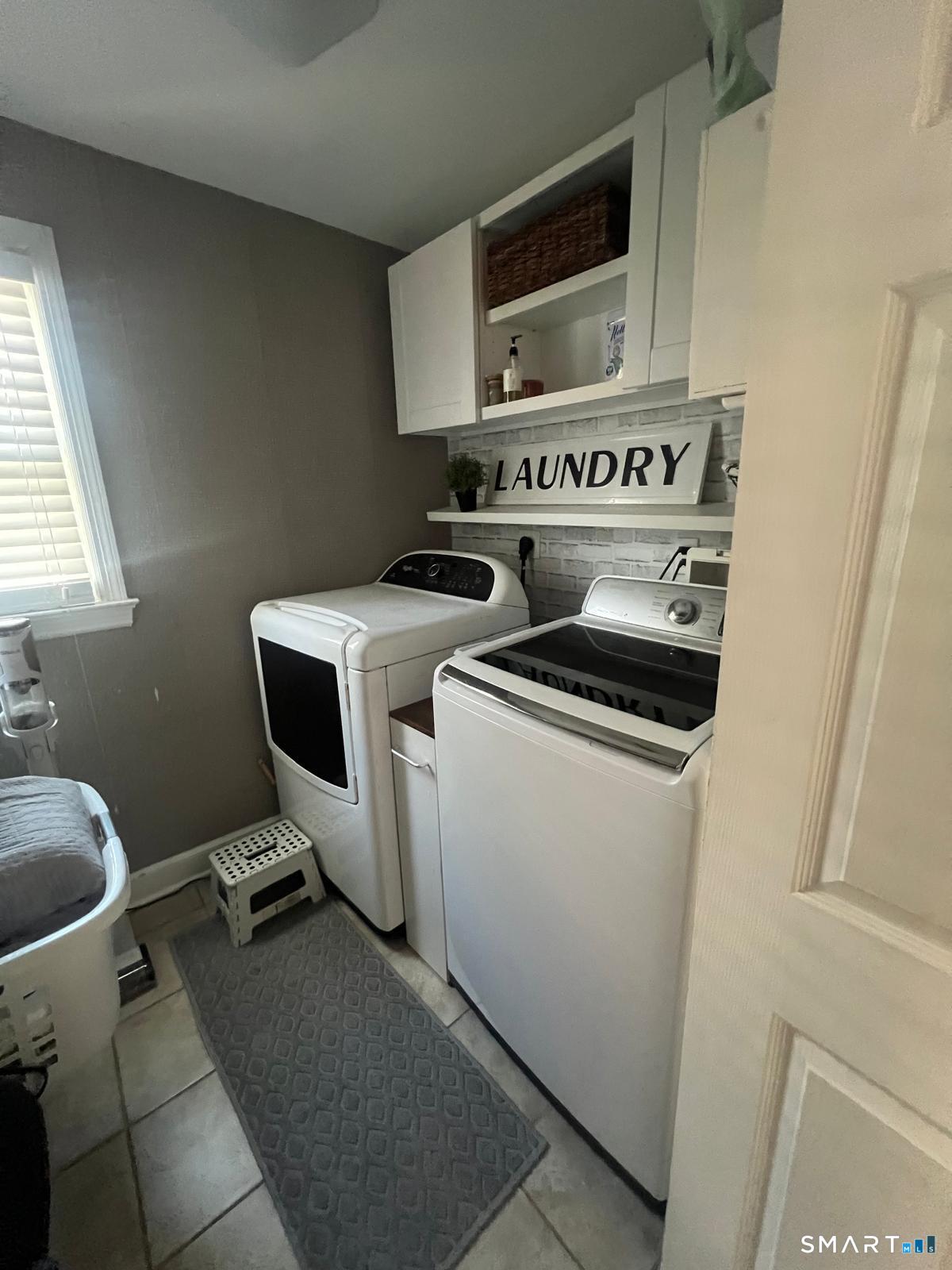 85 Glendale Avenue Bridgeport CT 06606
