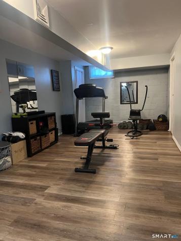 85 Glendale Avenue Bridgeport CT 06606