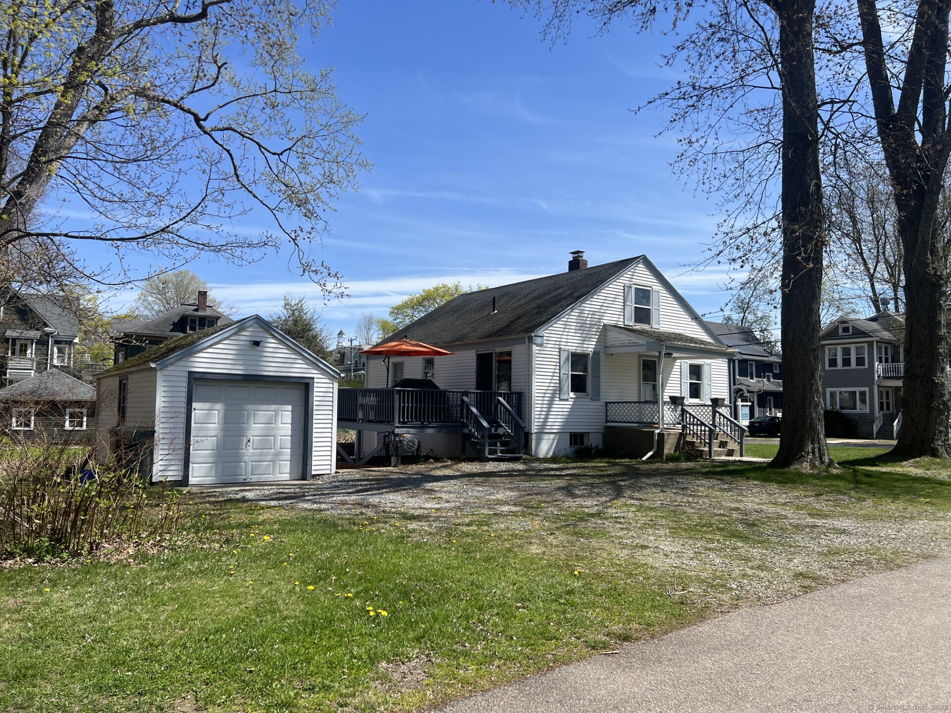 15 Cedar Grove Avenue New London CT 06320