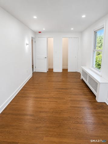 128 Greenwood Avenue Waterbury CT 06704