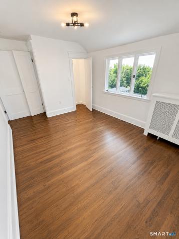 128 Greenwood Avenue Waterbury CT 06704