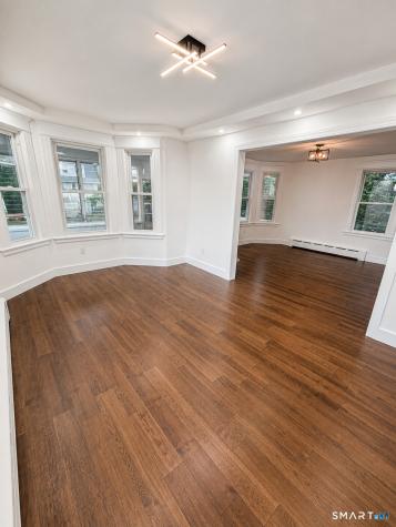 128 Greenwood Avenue Waterbury CT 06704
