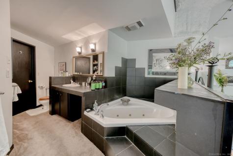 11 Day Road Cornwall CT 06754