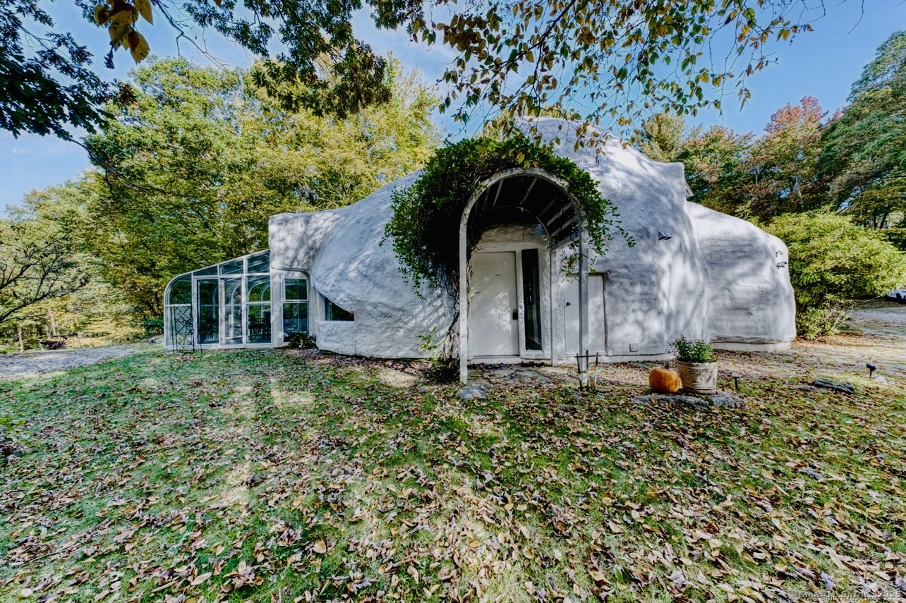 11 Day Road Cornwall CT 06754