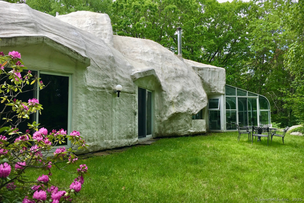 11 Day Road Cornwall CT 06754