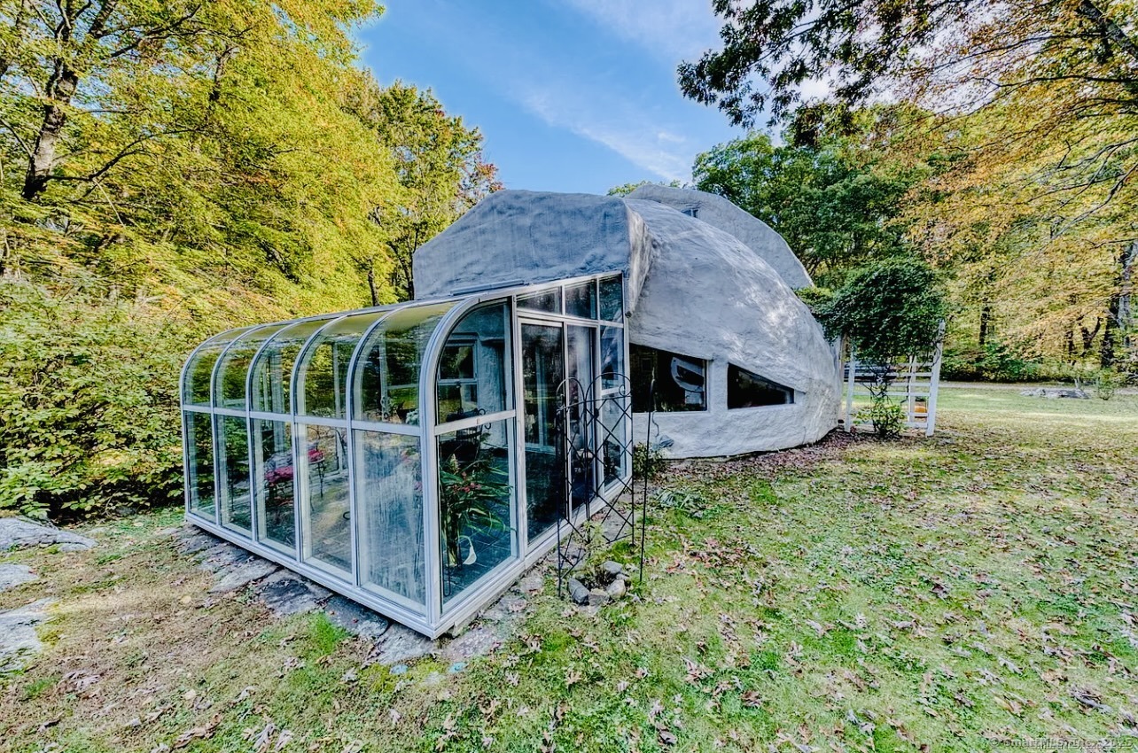 11 Day Road Cornwall CT 06754