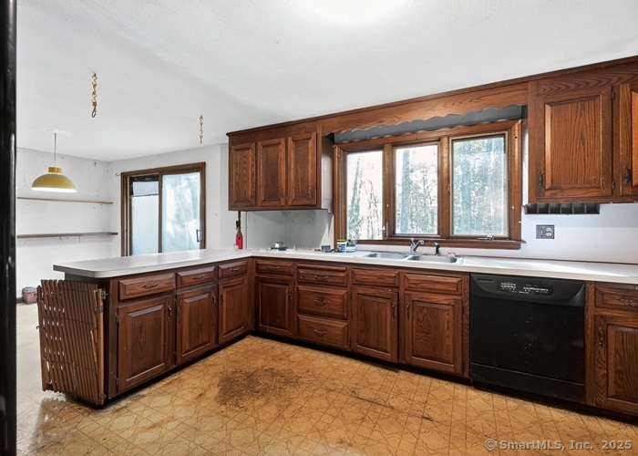 51 Charing Cross Avon CT 06001