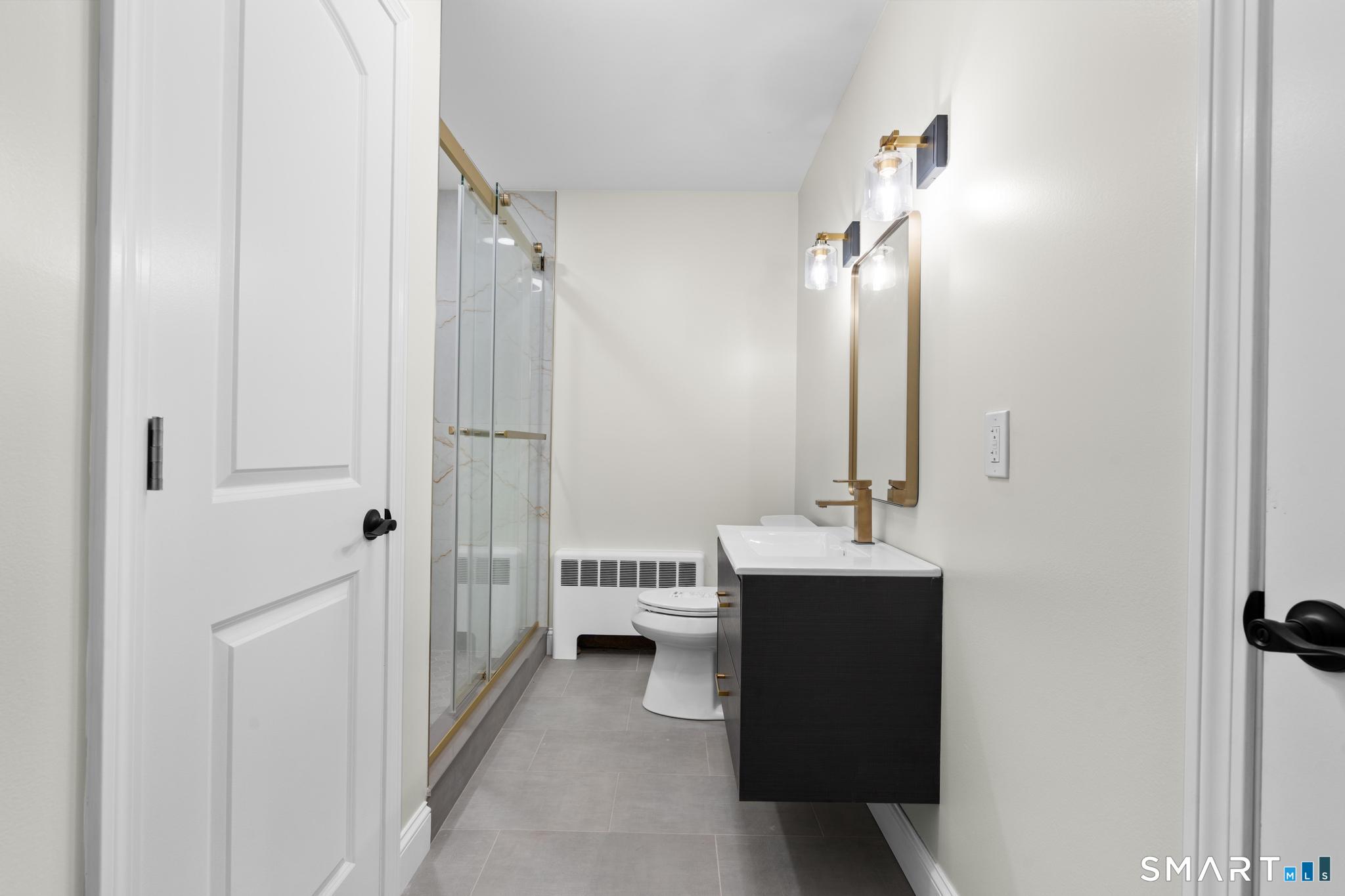 576 Huntington Street Shelton CT 06484