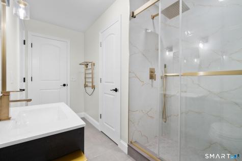 576 Huntington Street Shelton CT 06484
