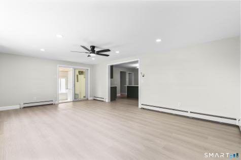 576 Huntington Street Shelton CT 06484