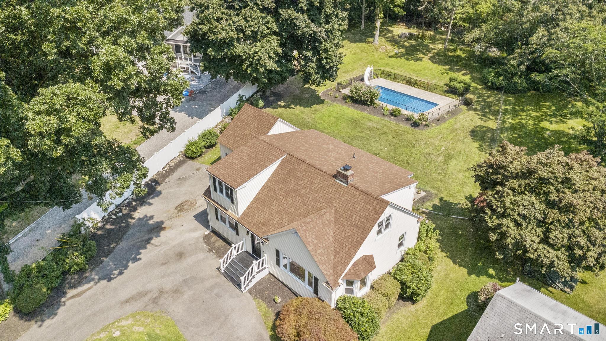 576 Huntington Street Shelton CT 06484