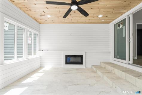 576 Huntington Street Shelton CT 06484