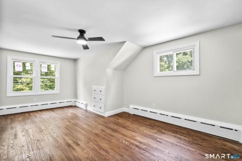 576 Huntington Street Shelton CT 06484