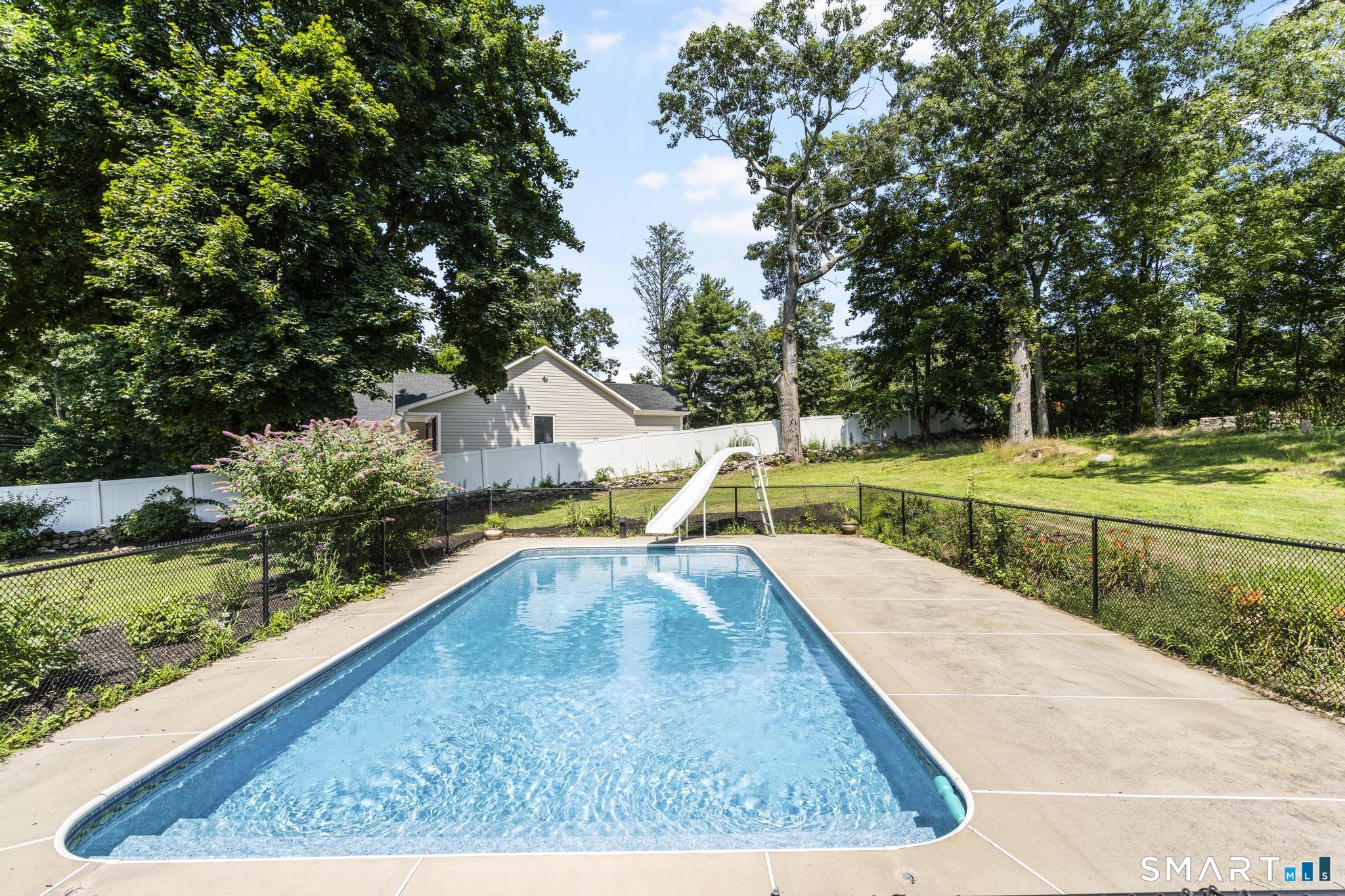 576 Huntington Street Shelton CT 06484
