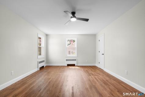 576 Huntington Street Shelton CT 06484