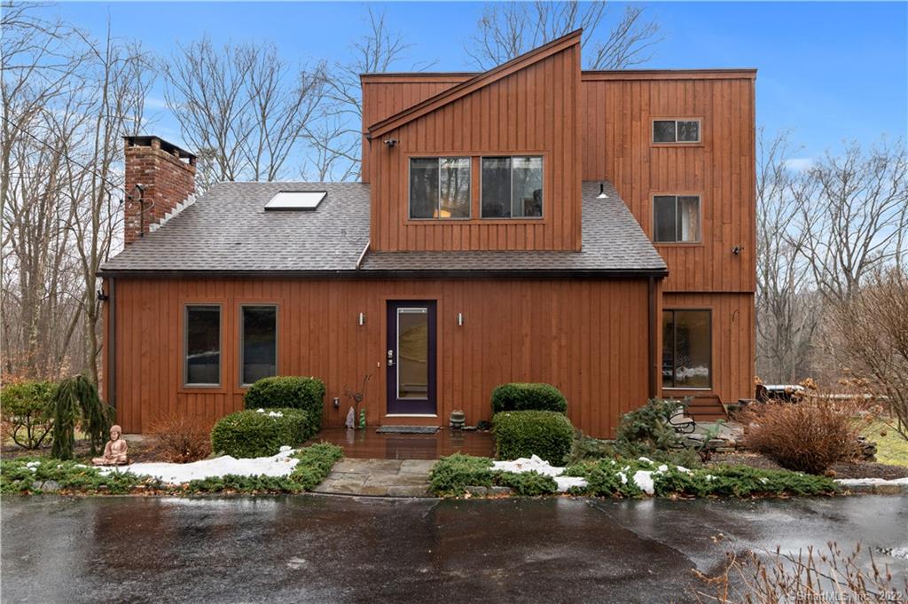 962 Moose Hill Road Guilford CT 06437