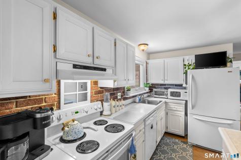 10 North Hearthstone Drive Bethel CT 06801