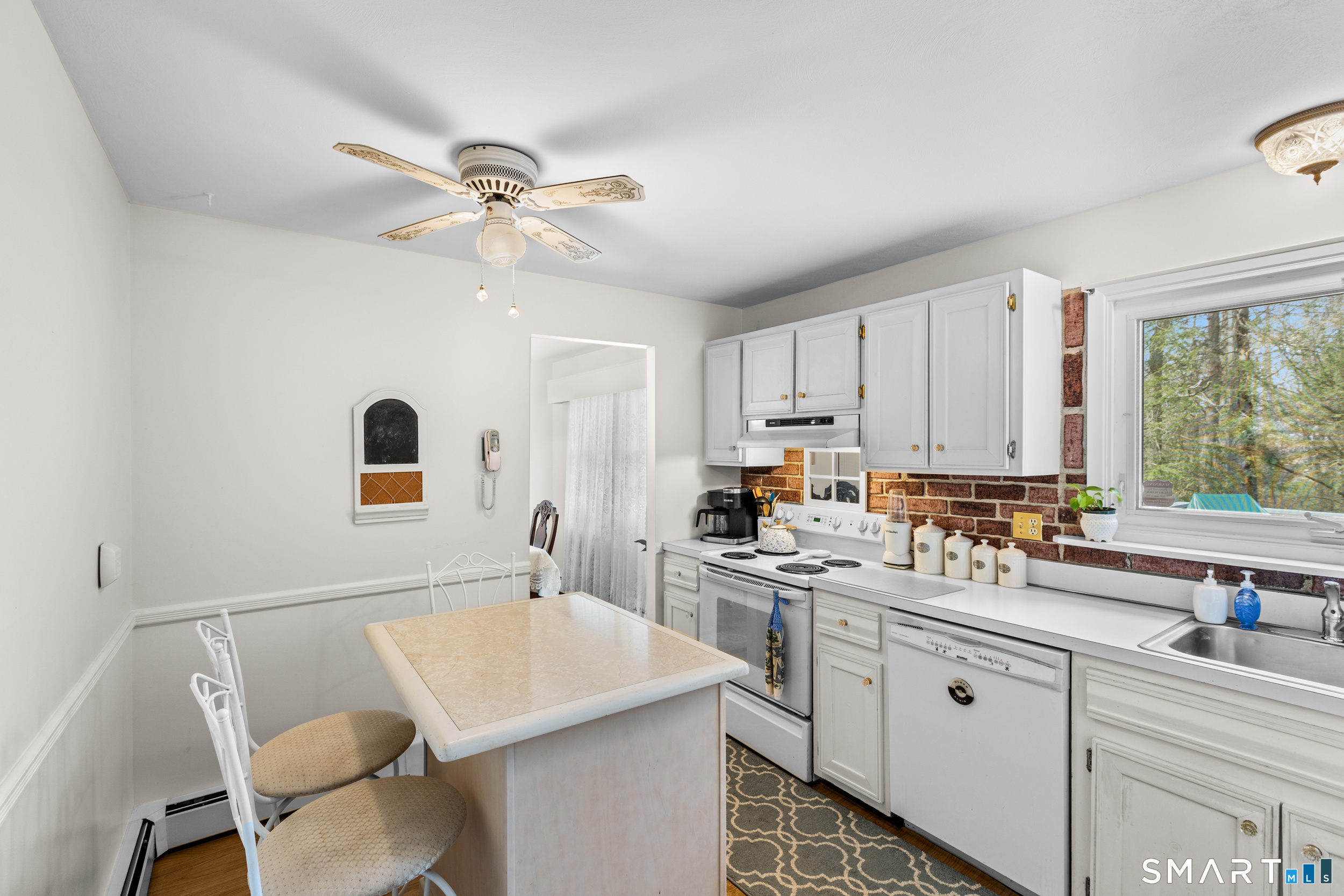 10 North Hearthstone Drive Bethel CT 06801