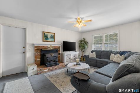 10 North Hearthstone Drive Bethel CT 06801