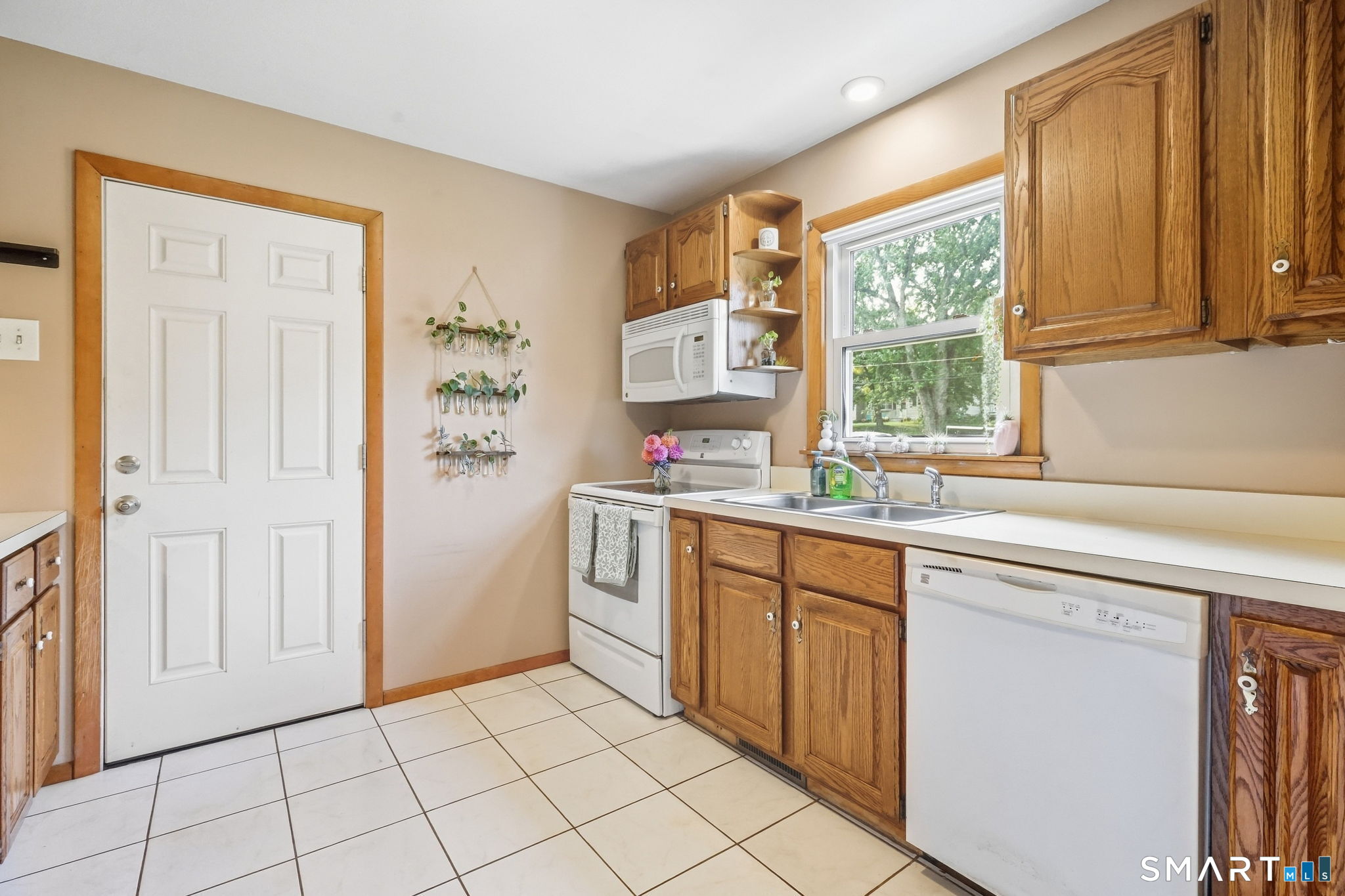 60 Hartl Drive Vernon CT 06066