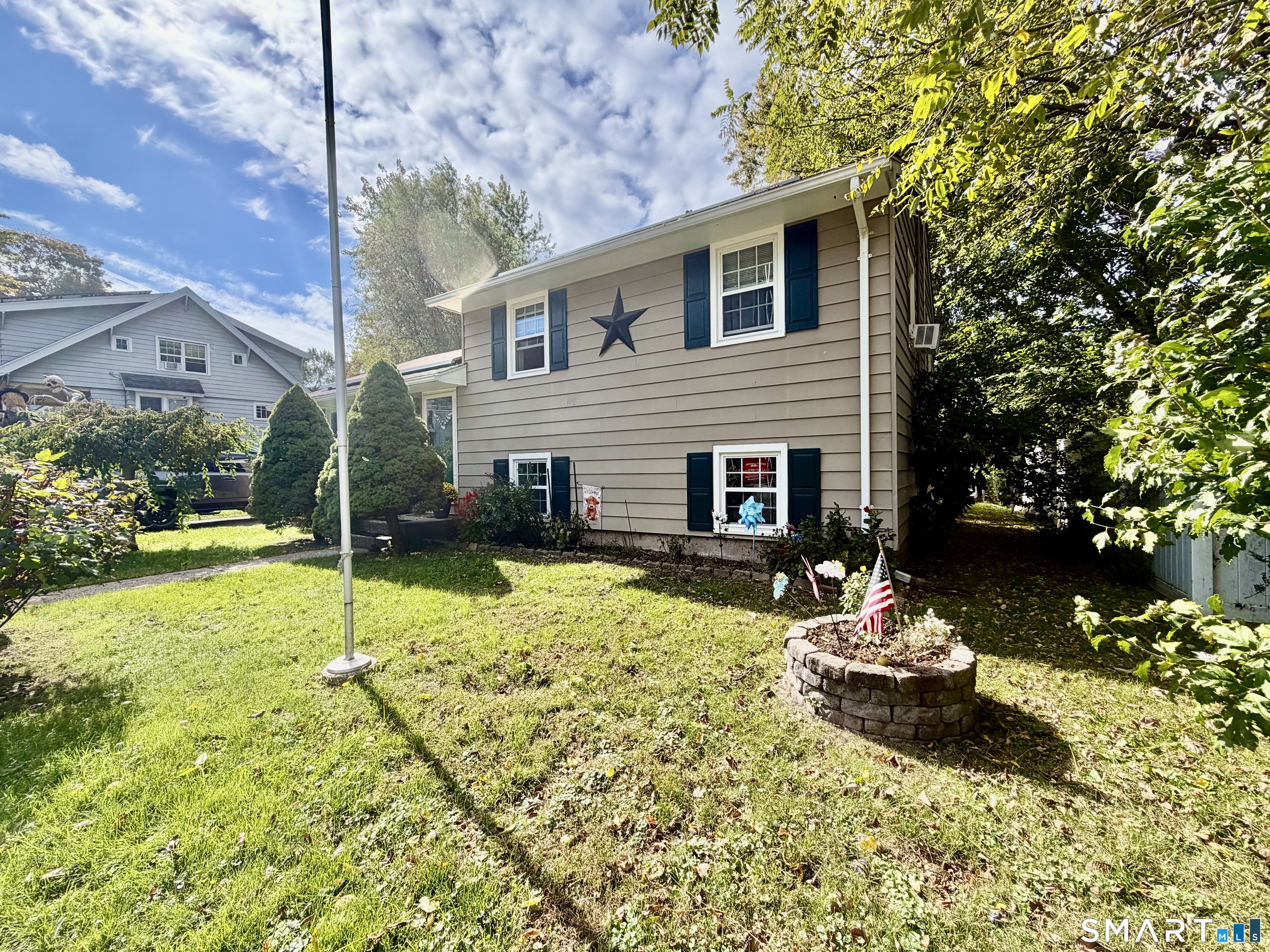 32 Elliott Street Meriden CT 06451