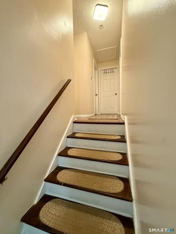 32 Elliott Street Meriden CT 06451