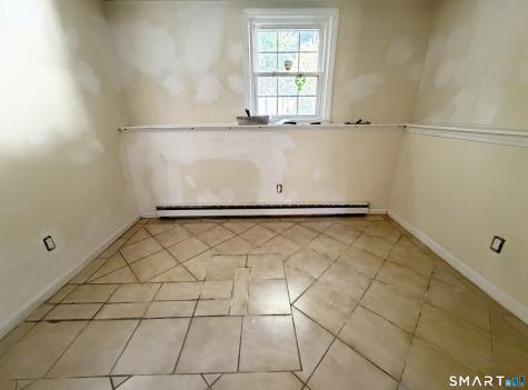 32 Elliott Street Meriden CT 06451