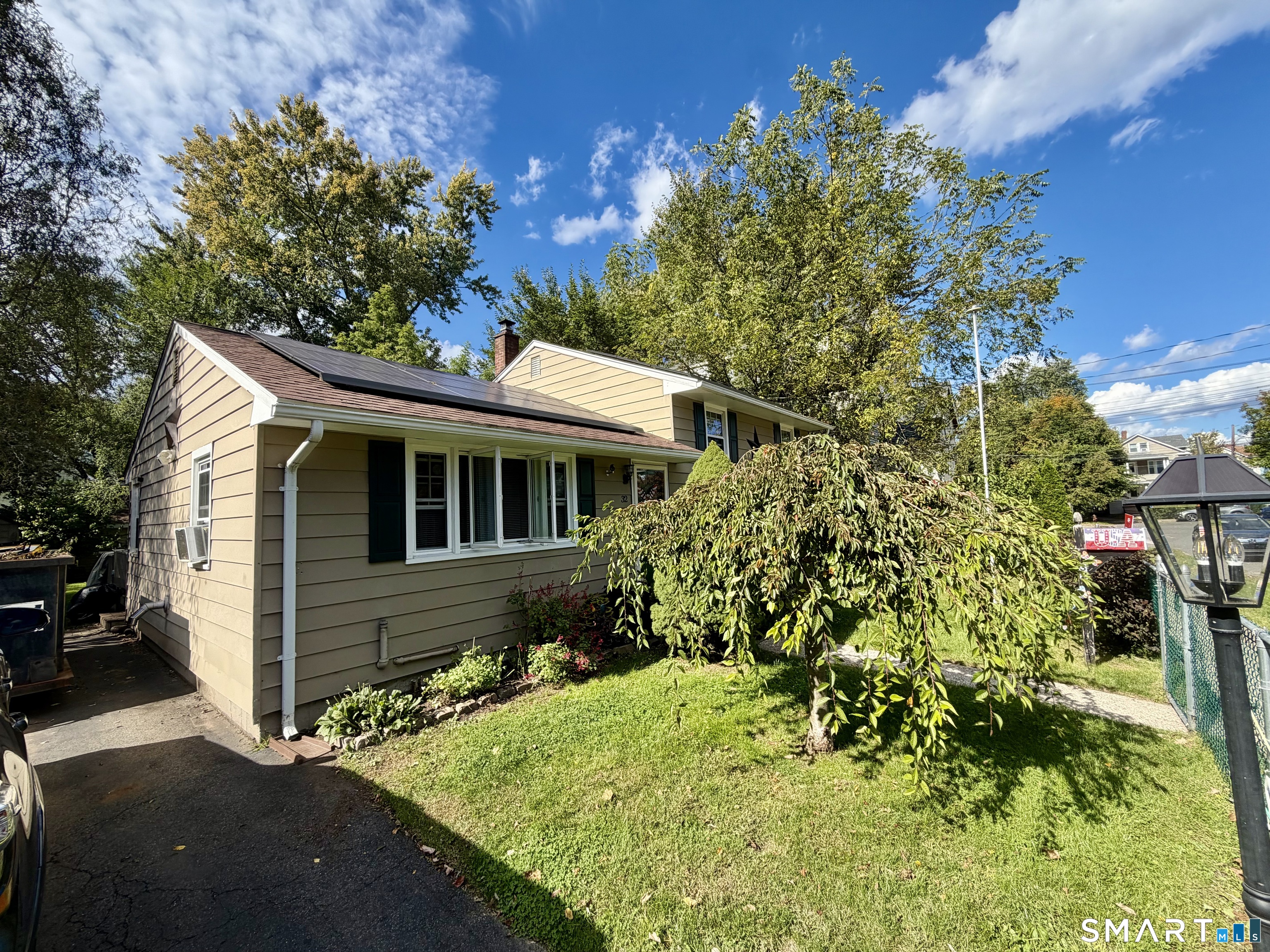 32 Elliott Street Meriden CT 06451