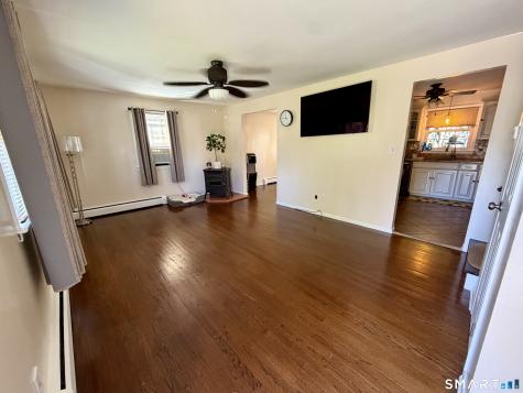 32 Elliott Street Meriden CT 06451