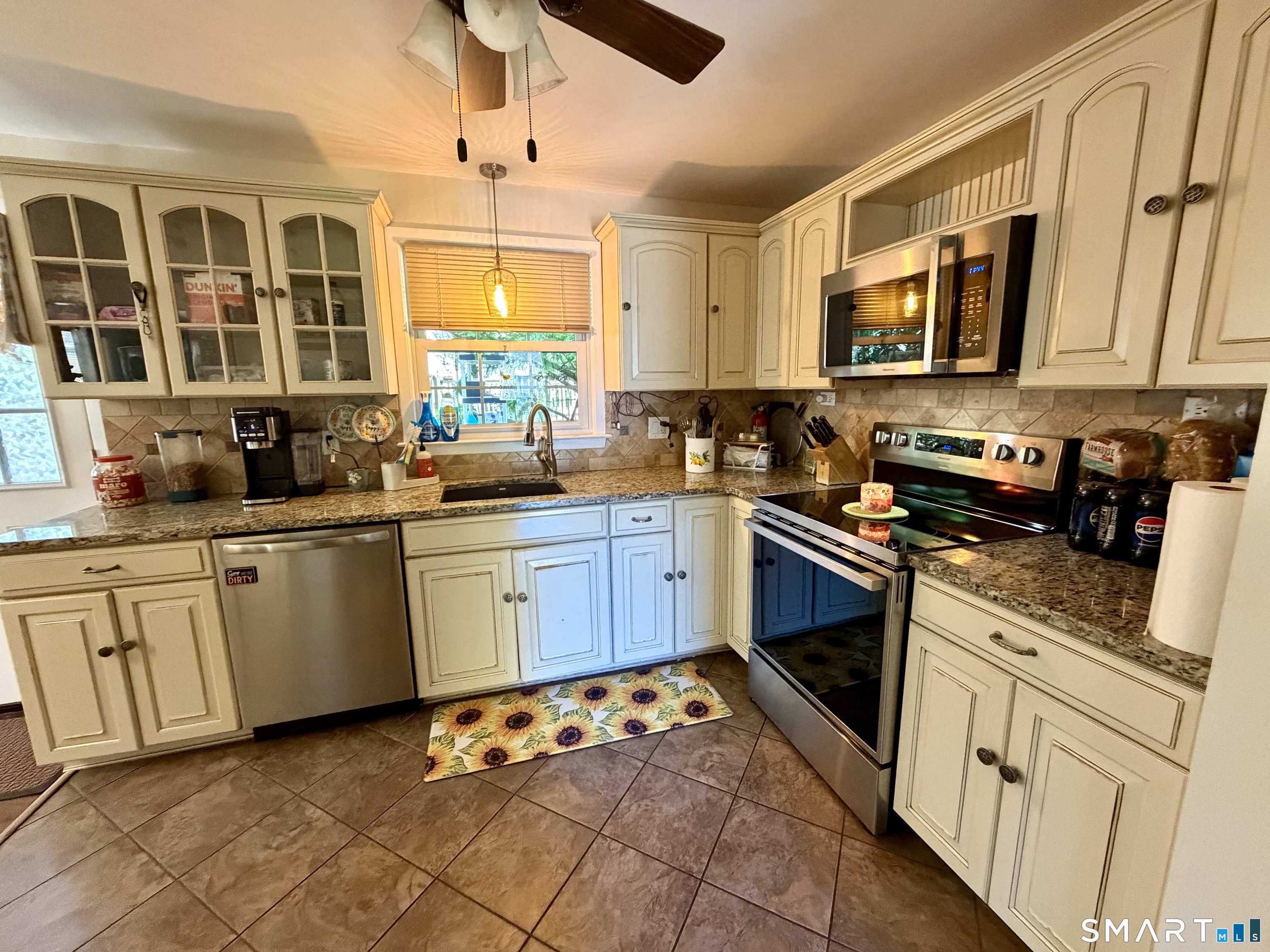 32 Elliott Street Meriden CT 06451