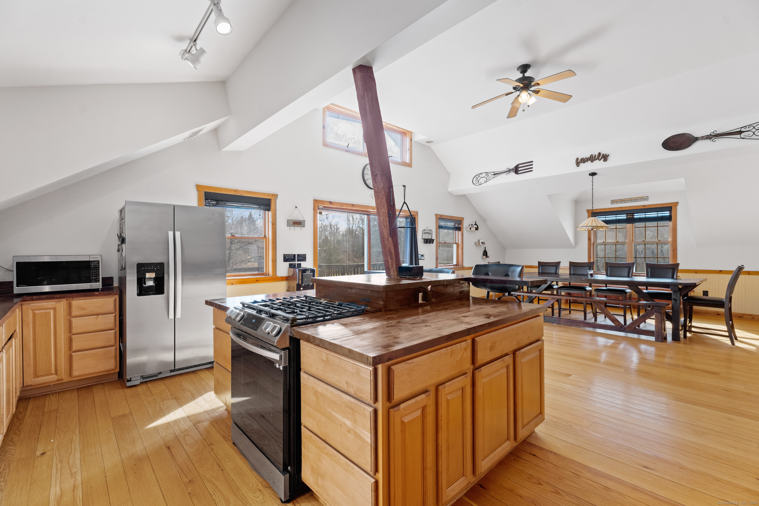 26 Old Wallingford Road Durham CT 06422