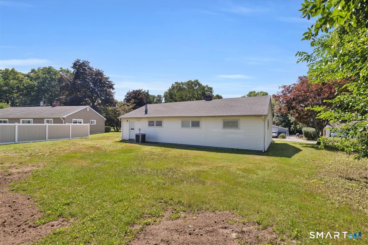 29 Coolidge Street Windsor Locks CT 06096