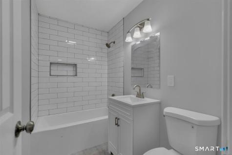 29 Coolidge Street Windsor Locks CT 06096